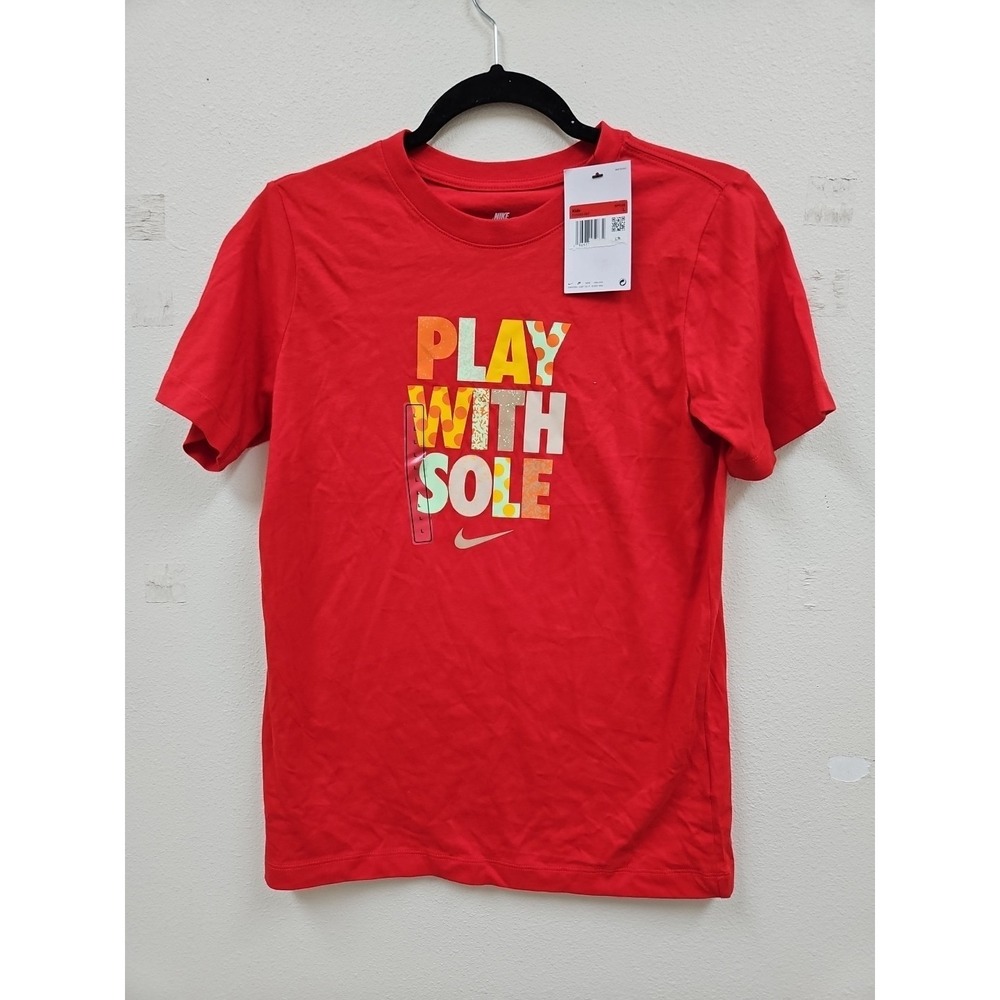 Kids Nike Play With Sole T- Shirt Red Size Large FV5343-657 New With Tags